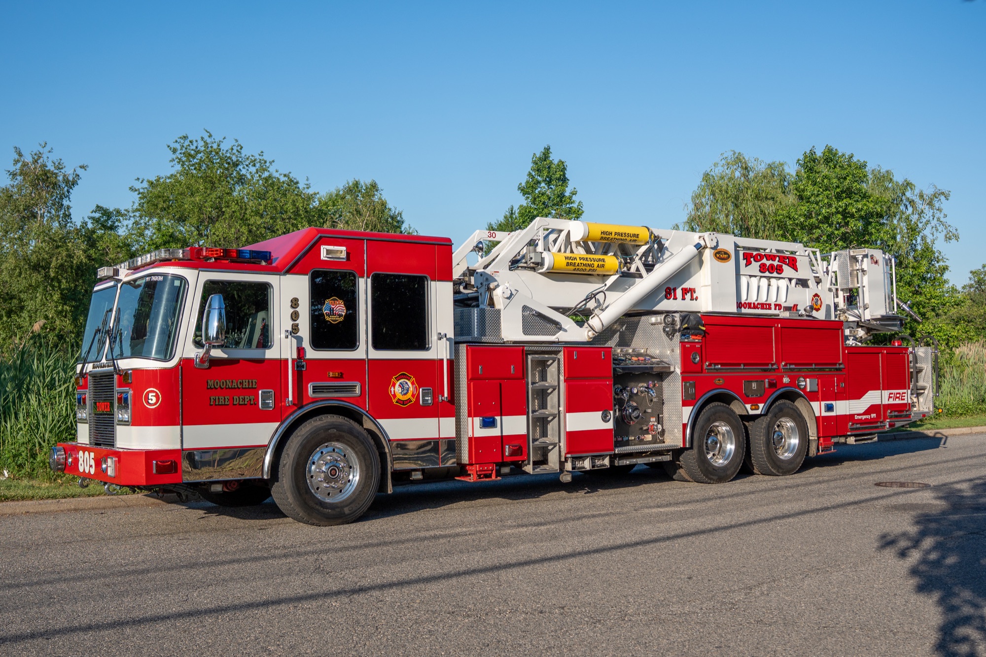 Tower 805 aerial apparatus